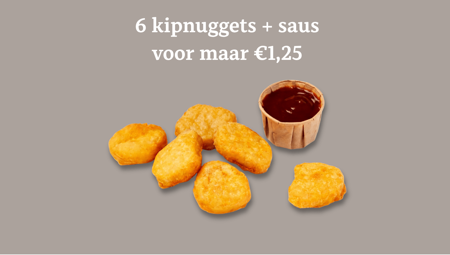Portie van 6 goudbruine kipnuggets met een bakje saus